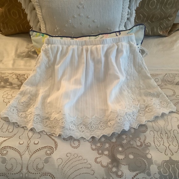 LoveShackFancy Dresses & Skirts - LoveShackFancy White Lace Mini Skirt